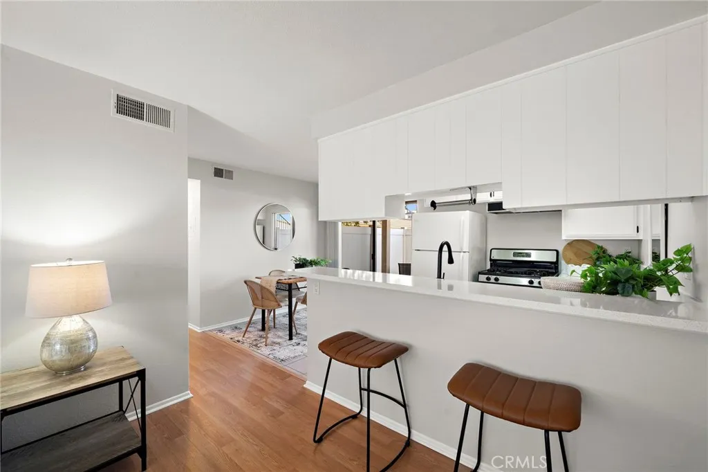 788 W Lambert 45, La Habra, California 90631 home-pic-4